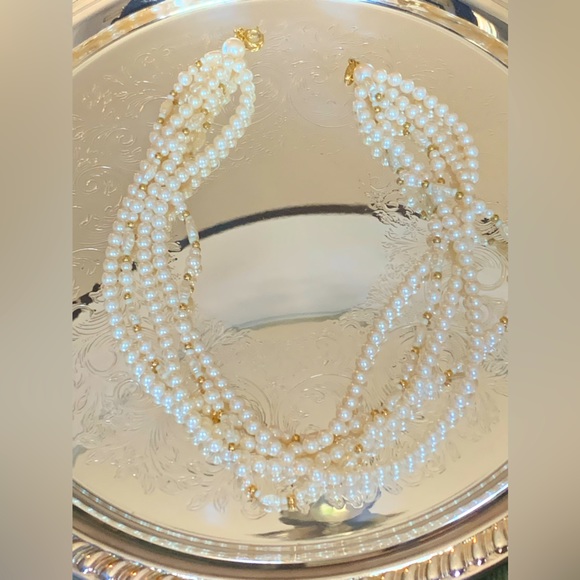 Vintage Trifari Pearl Necklace - Picture 12 of 15